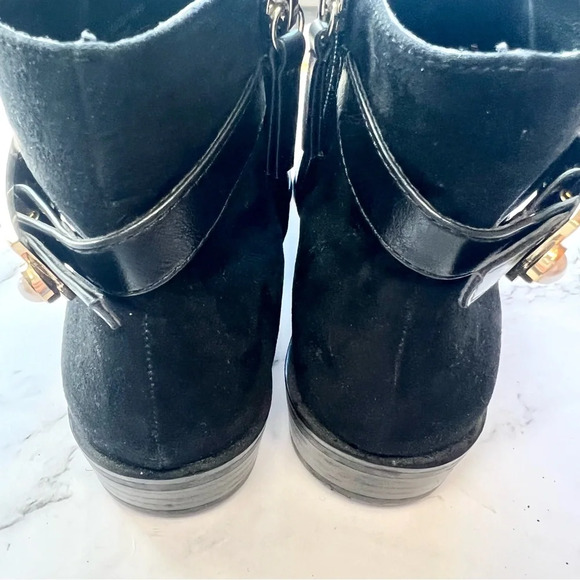 Zara Basic Women's Black Leather Suede Bootie Ankle Boots Pearl Buckle Size 5.5 - Picture 7 of 16